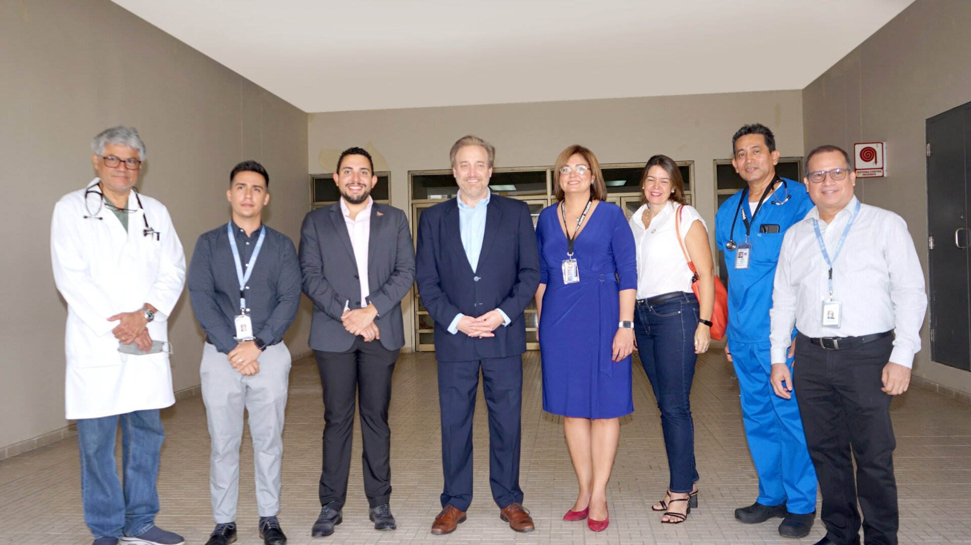 Delegación de la Embajada de los Estados Unidos Visitó el HST