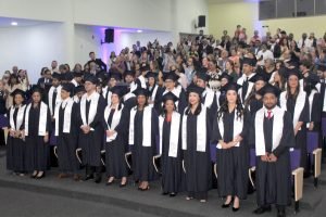 HST Graduó Nuevos Médicos Especialistas y Subespecialistas